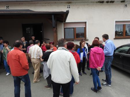 Pohod po novozgrajenih pločnikih 29